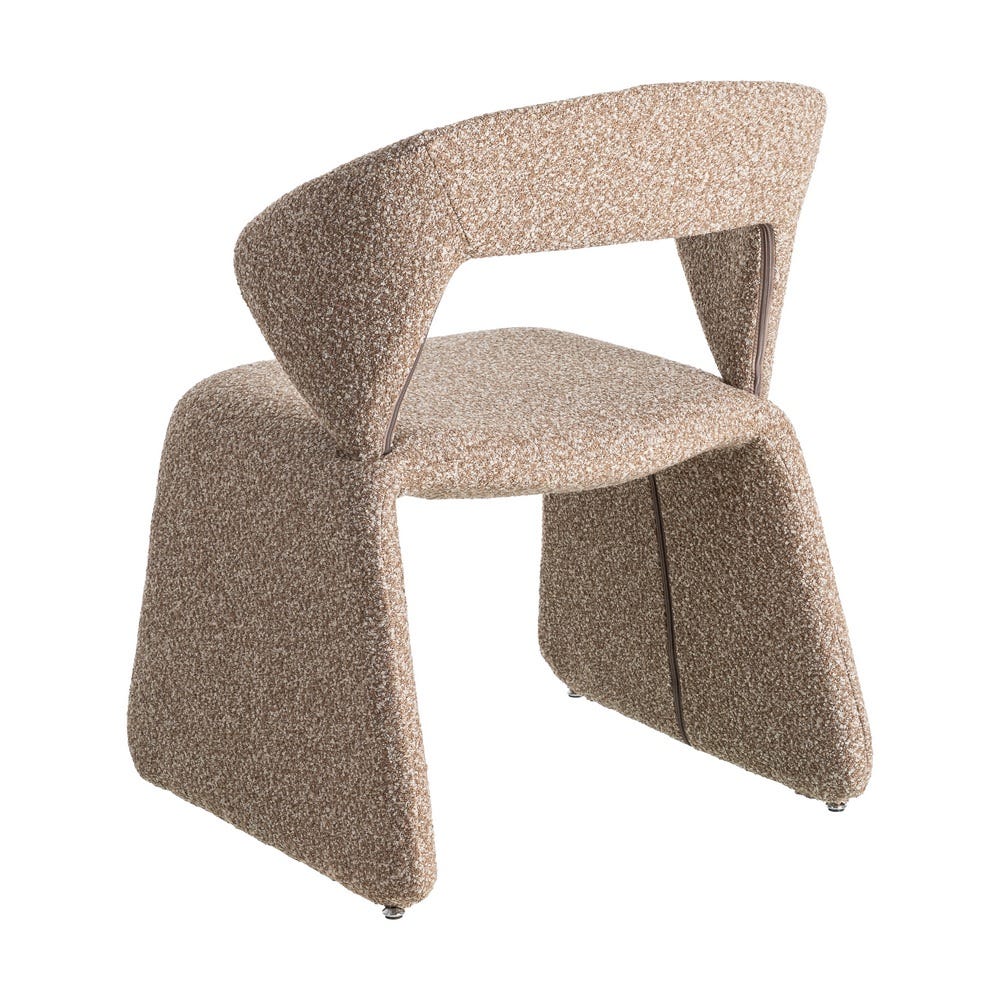 Chaise Chisa en tissu bouclette, dossier enveloppant - vue 6 | Square Paris