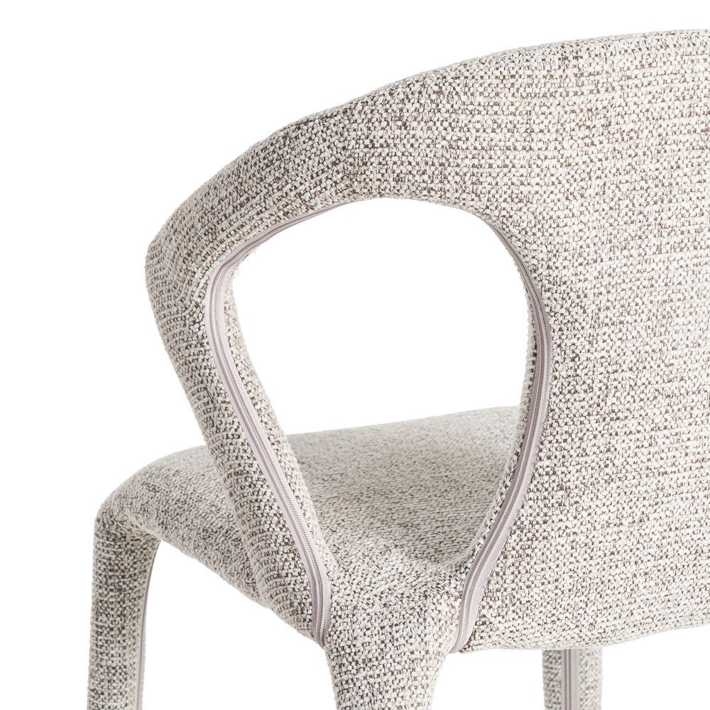 Chaise Kimi en tissu chiné écru, dossier ajouré - vue 9 | Square Paris