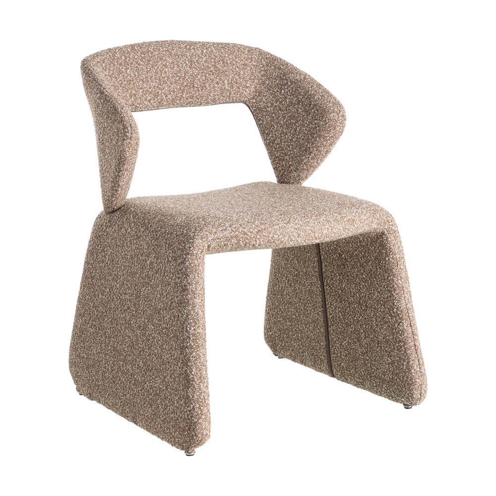 Chaise Chisa en tissu bouclette, dossier enveloppant - vue 3 | Square Paris