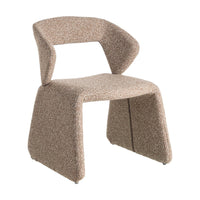 Chaise Chisa en tissu bouclette, dossier enveloppant - vue 3 | Square Paris