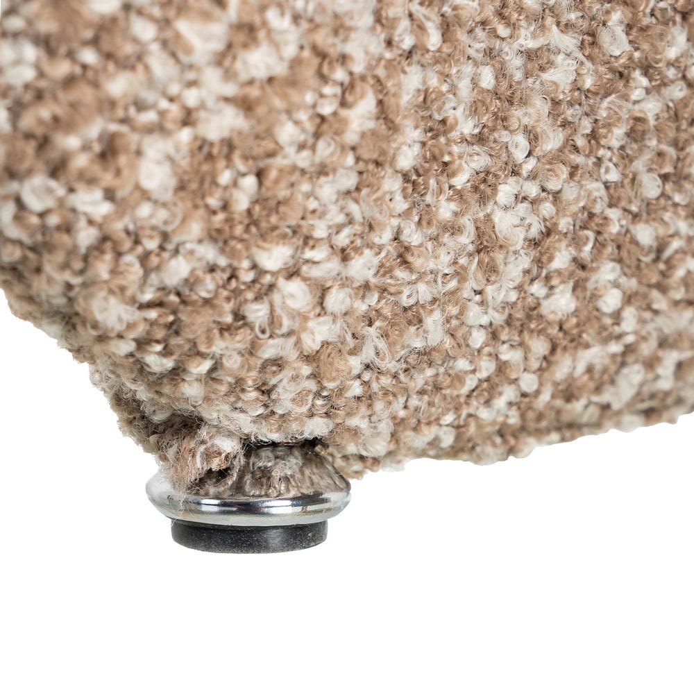 Chaise Chisa en tissu bouclette, dossier enveloppant - vue 11 | Square Paris