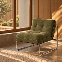 Fauteuil lounge Riza capitonné en tissu vert - vue 2 | Square Paris